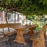 Sea View With Garden Near Opatija شقة