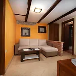 Sea View With Garden Near Opatija شقة