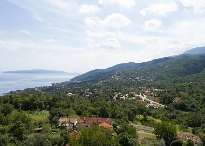 Sea View With Garden Near Opatija *