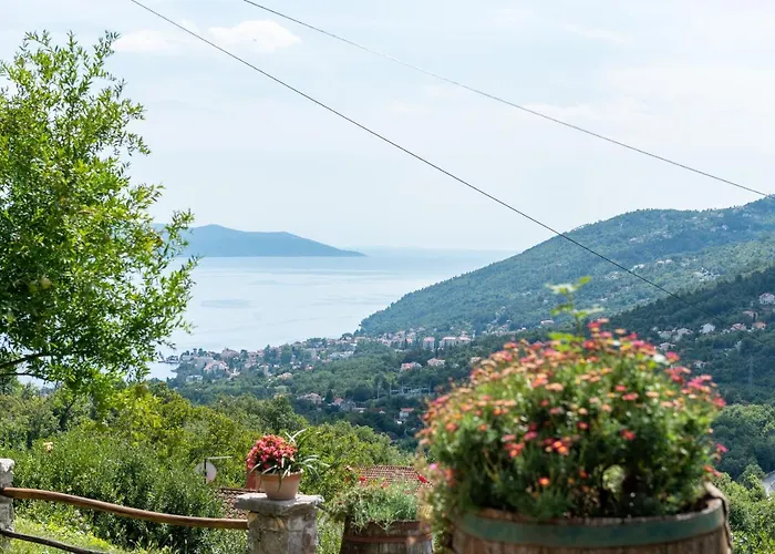 Sea View With Garden Near Opatija